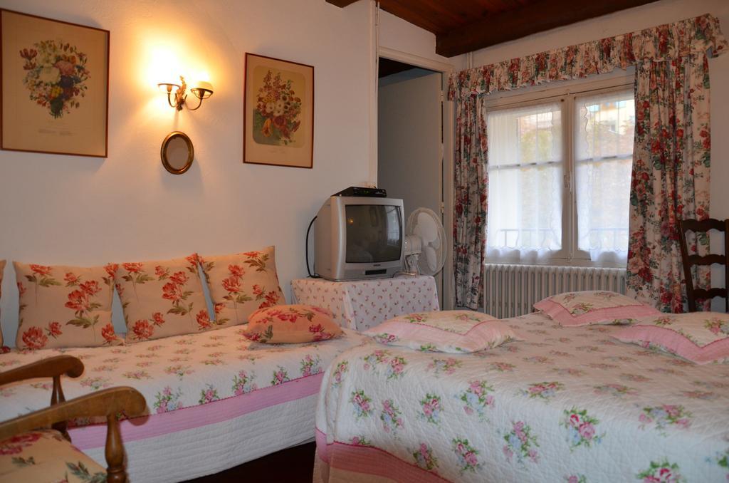 Auberge Du Lac Bauduen Rom bilde